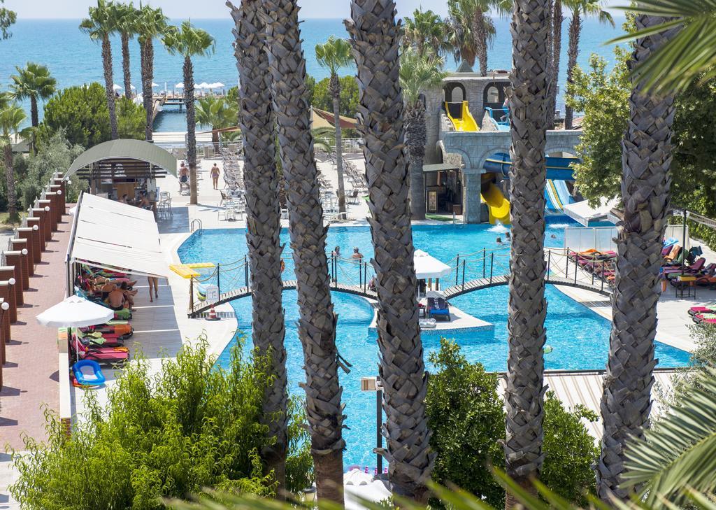 Thalia Beach Resort Hotel Ilica  Экстерьер фото