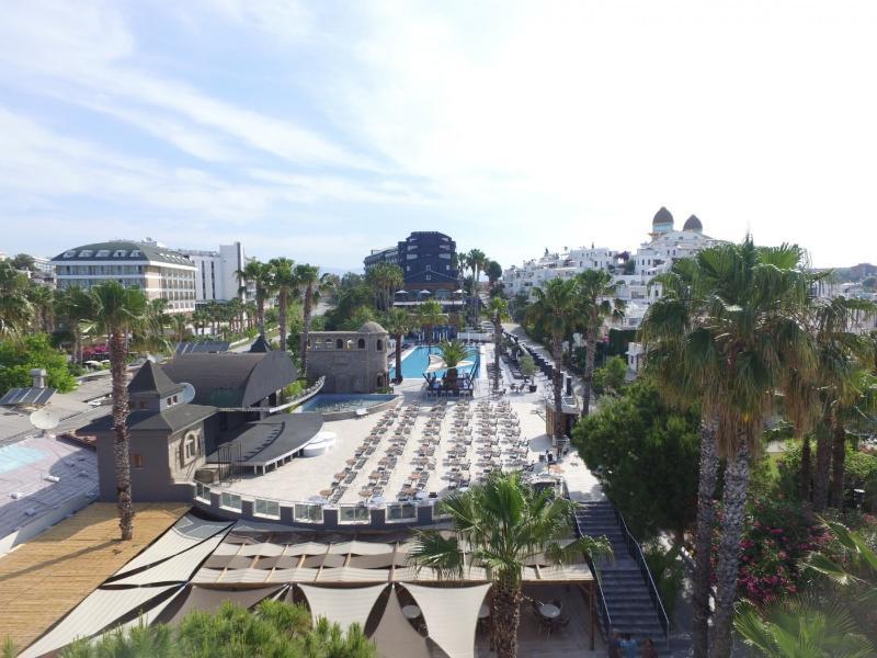 Thalia Beach Resort Hotel Ilica  Экстерьер фото