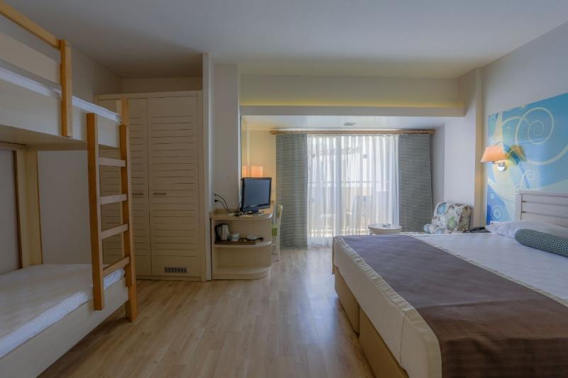 Thalia Beach Resort Hotel Ilica  Экстерьер фото